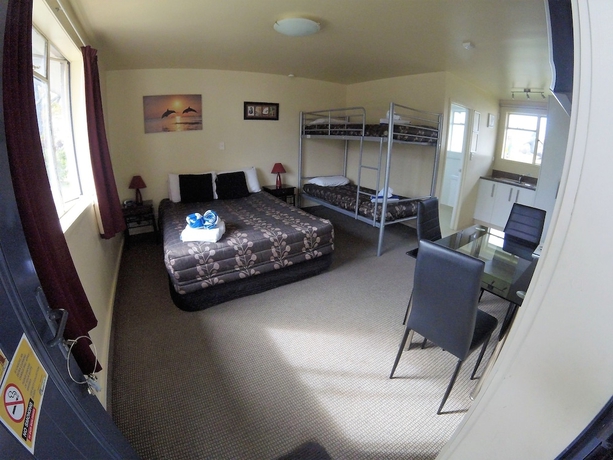 Imagen de la habitación del Hotel All Seasons Holiday Park. Foto 4