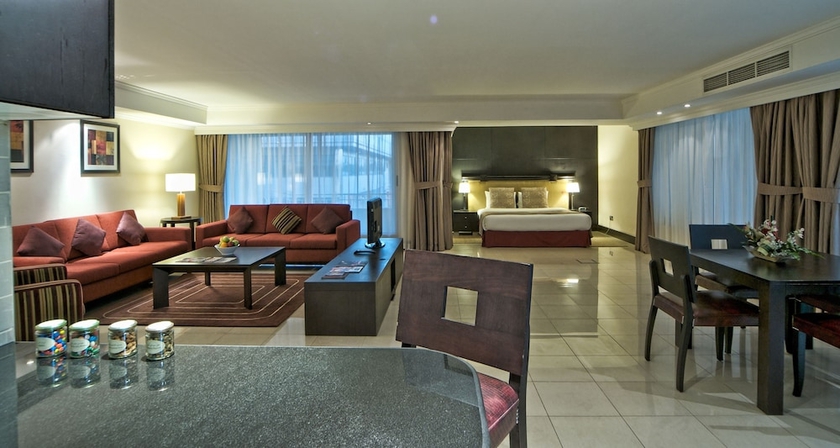 Imagen de la habitación del Hotel All Seasons Hotel Al Ain. Foto 11