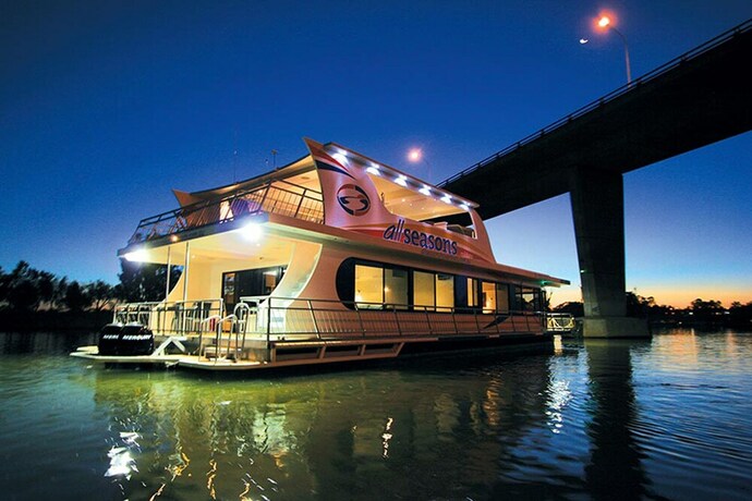 Imagen general del Hotel All Seasons Houseboats. Foto 9