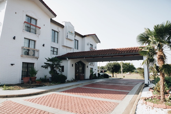 Imagen general del Hotel All Seasons Inn & Suites. Foto 1