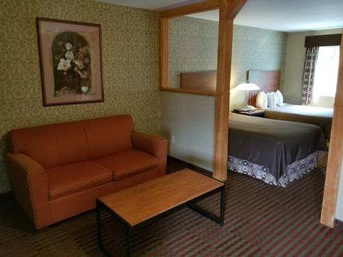 Imagen de la habitación del Hotel All Seasons Inn and Suites, Bourne. Foto 16