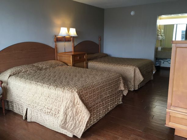 Imagen de los interiores del Hotel All Seasons Lodge, Hot Springs. Foto 13
