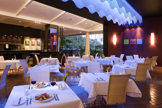Imagen del bar/restaurante del Hotel All Seasons Naiharn. Foto 4