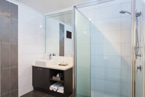 Imagen de la habitación del Hotel All Seasons Resort. Foto 6