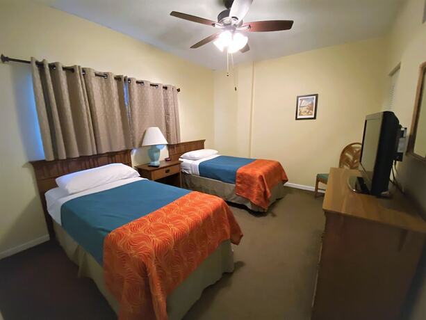 Imagen general del Hotel All Seasons Resort, Madeira Beach. Foto 1