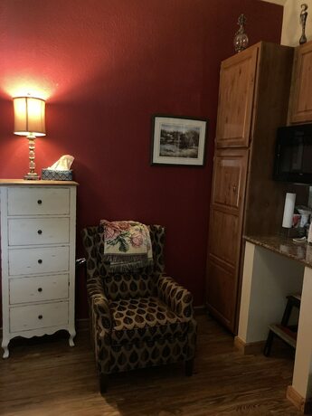 Imagen de la habitación del Hotel All Seasons Treehouse Village. Foto 16