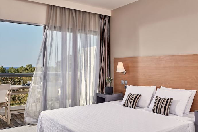 Imagen de la habitación del Hotel All Senses Ocean Blue Sea Side Resort. Foto 5