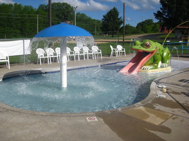 Imagen de la piscina del Hotel All Star Inn and Suites. Foto 20