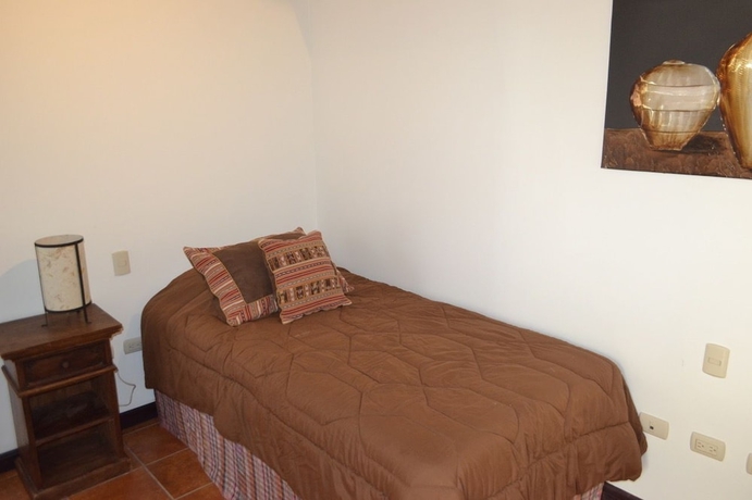 Imagen de la habitación del Hotel All Suite El Marques De Antigua. Foto 4