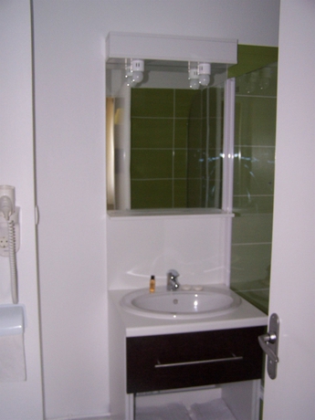 Imagen de la habitación del Hotel All Suites Appart Pau. Foto 5