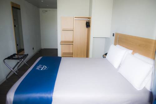 Imagen de la habitación del Hotel All Suites Besançon. Foto 11