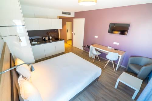 Imagen de la habitación del Hotel All Suites Choisy Le Roi. Foto 10