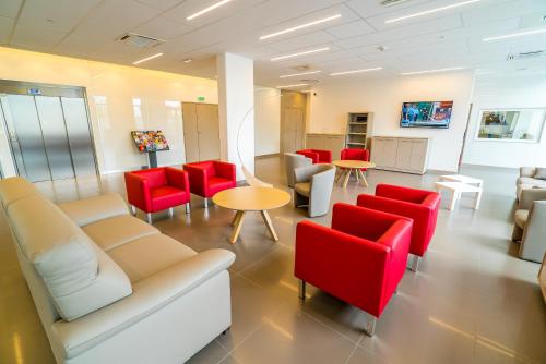 Imagen de los interiores del Hotel All Suites Choisy Le Roi. Foto 19