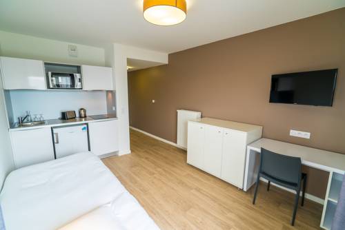 Imagen de la habitación del Hotel All Suites Choisy Le Roi. Foto 11