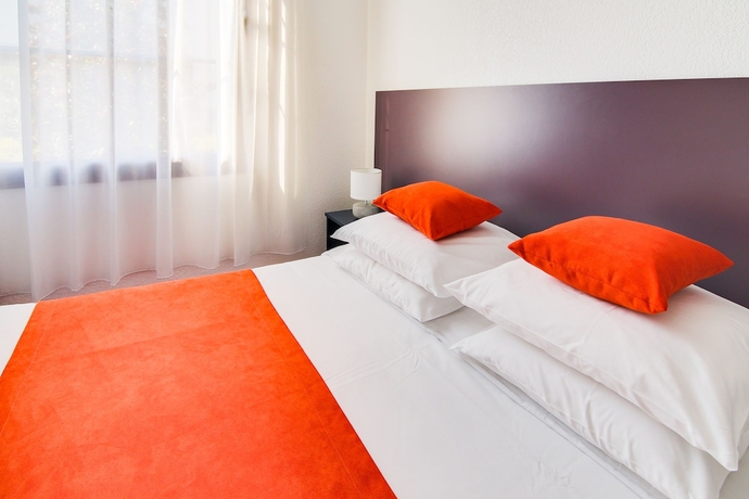 Imagen de la habitación del Hotel All Suites Le Teich. Foto 4