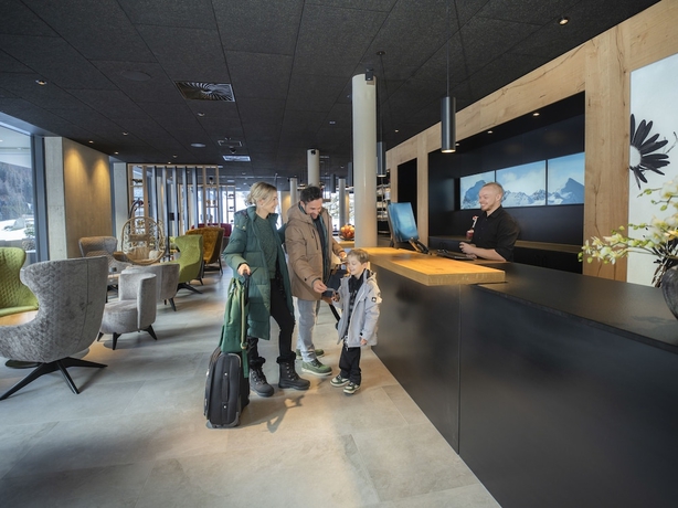 Imagen de los interiores del Hotel All-Suite Resort Paznaun. Foto 19