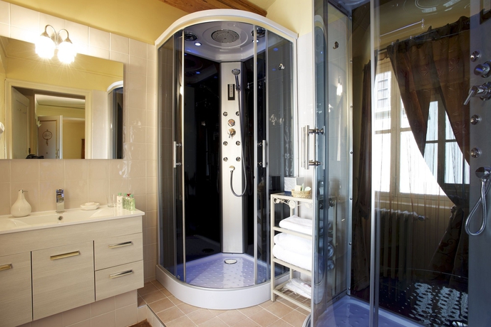 Imagen de la habitación del Hotel All-Suites Palazzo Magnani Feroni. Foto 5