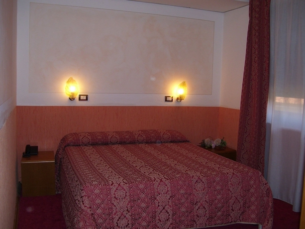 Imagen de la habitación del Hotel Alla Bianca. Foto 6