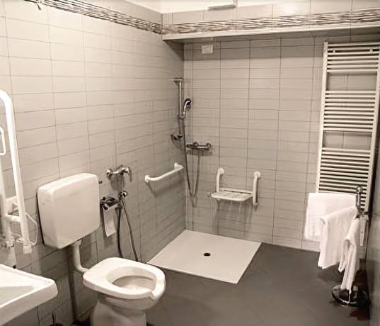 Imagen de la habitación del Hotel Alla Bianca. Foto 14