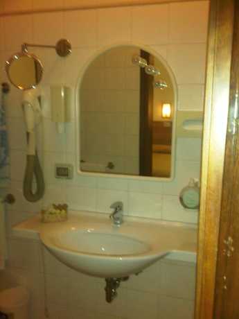 Imagen de la habitación del Hotel Alla Botte. Foto 4