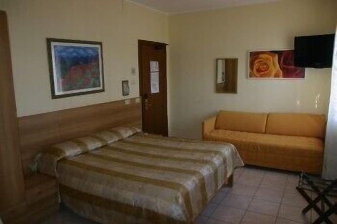 Imagen de la habitación del Hotel Alla Botte. Foto 9