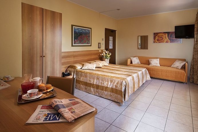 Imagen de la habitación del Hotel Alla Botte. Foto 10