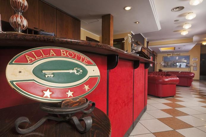 Imagen de los interiores del Hotel Alla Botte. Foto 19