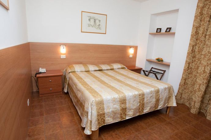 Imagen de la habitación del Hotel Alla Botte. Foto 15