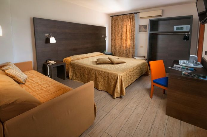 Imagen de la habitación del Hotel Alla Botte. Foto 16