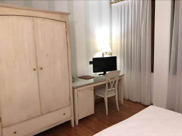 Imagen de la habitación del Hotel Alla Busa. Foto 11