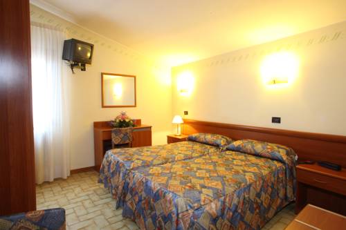 Imagen de la habitación del Hotel Alla Campana. Foto 8