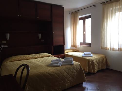 Imagen de la habitación del Hotel Alla Citt&agrave; Di Trieste. Foto 9