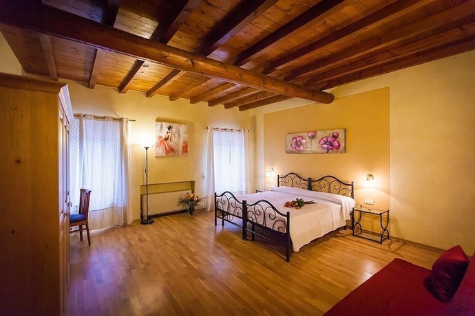 Imagen de la habitación del Hotel Alla Corte Dei Bicchi. Foto 15