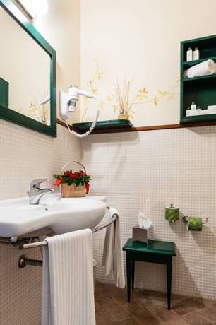 Imagen de la habitación del Hotel Alla Corte Delle Terme Resort. Foto 4