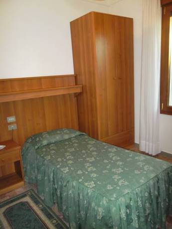 Imagen de la habitación del Hotel Alla Dolina. Foto 9