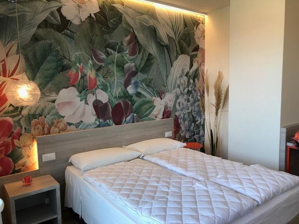 Imagen de la habitación del Hotel Alla Pergola. Foto 7