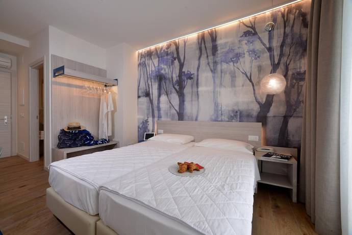 Imagen de la habitación del Hotel Alla Pergola. Foto 15