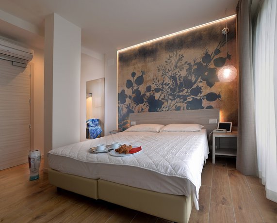 Imagen de la habitación del Hotel Alla Pergola. Foto 16