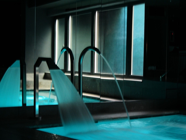 Imagen de la piscina del Hotel Alla Posta, Saint Vincent. Foto 14