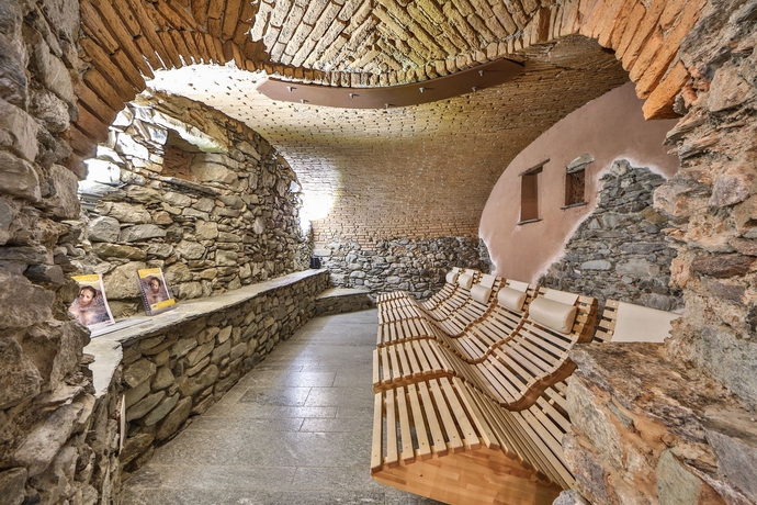 Imagen de la piscina del Hotel Alla Posta, Saint Vincent. Foto 16