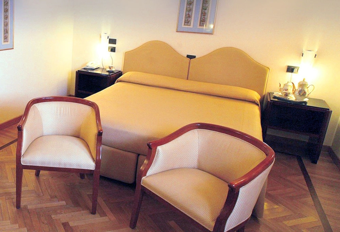 Imagen de la habitación del Hotel Alla Rocca. Foto 6