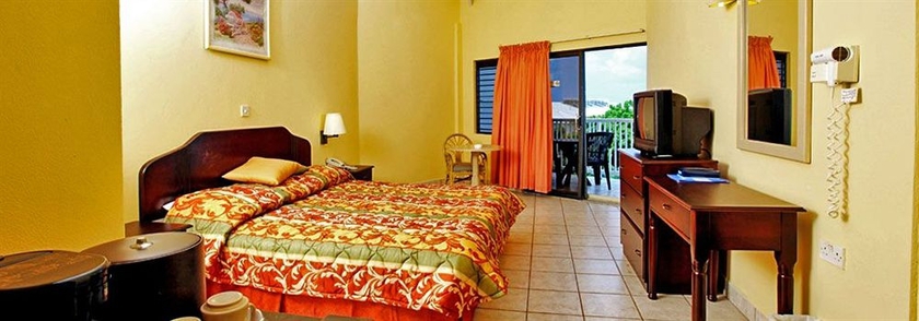 Imagen de la habitación del Hotel Allamanda Beach. Foto 5