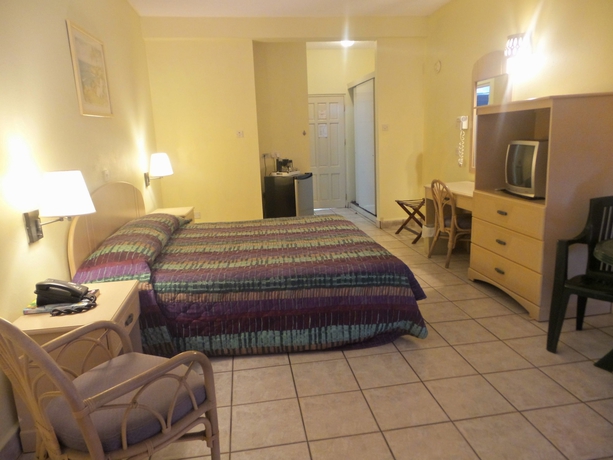 Imagen de la habitación del Hotel Allamanda Beach. Foto 7