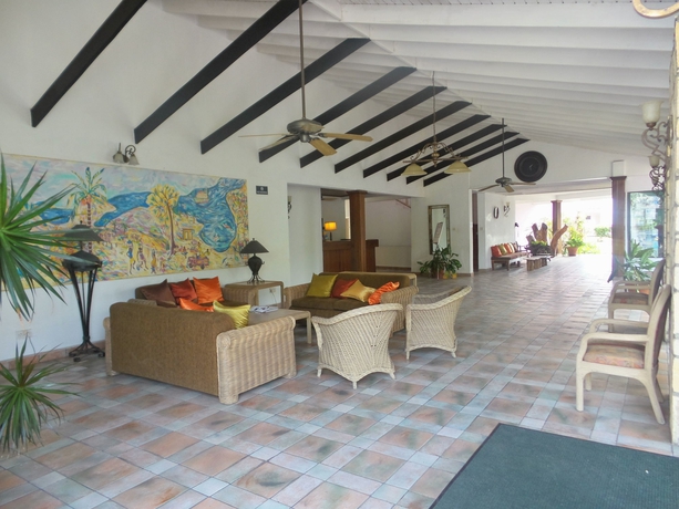 Imagen de los interiores del Hotel Allamanda Beach. Foto 16