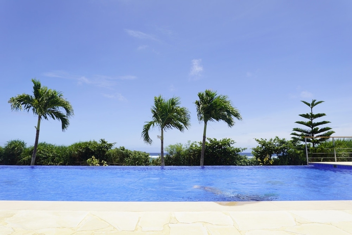 Imagen de la piscina del Hotel Allamanda Imgya Coral Village. Foto 17