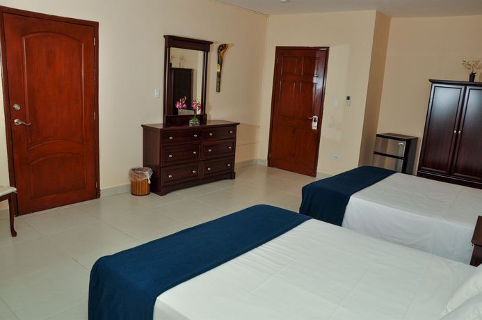 Imagen de los interiores del Hotel Allamanda, P&eacute;tionville. Foto 13