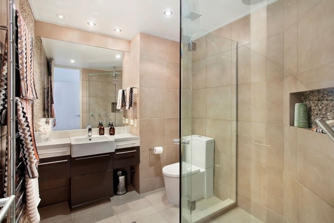 Imagen de la habitación del Hotel Allambi. Foto 10