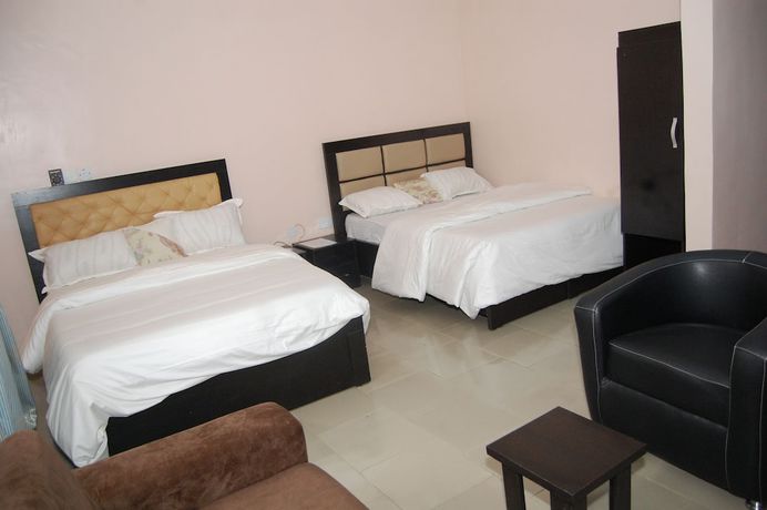 Imagen de la habitación del Hotel Allan Keri And Suites. Foto 7