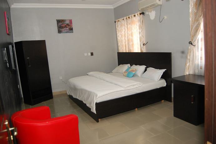 Imagen de la habitación del Hotel Allan Keri And Suites. Foto 9