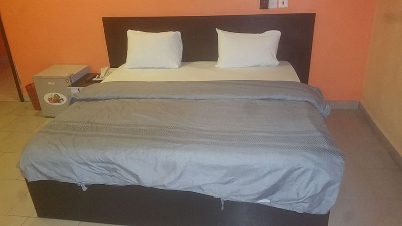 Imagen de la habitación del Hotel Allan Keri And Suites. Foto 19